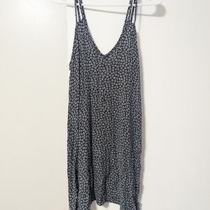 Brandy Melville Navy and White Floral Dress